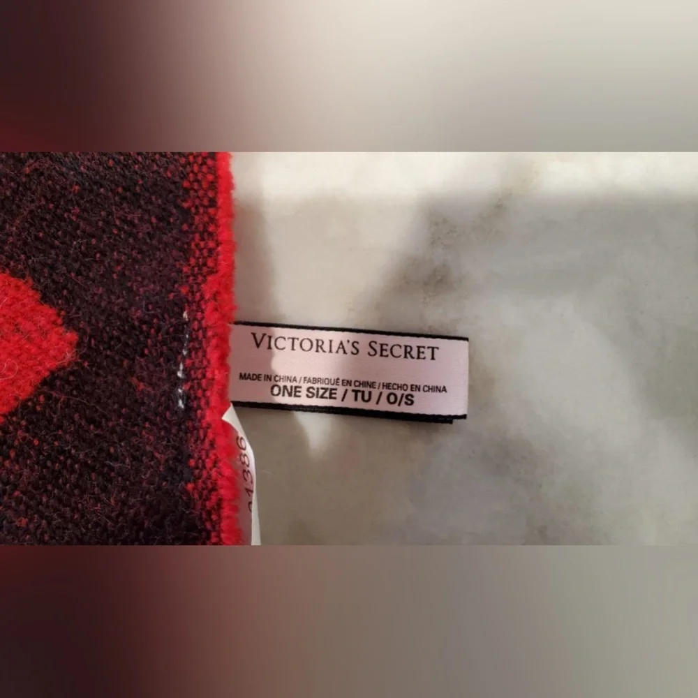 Victoria Secret Red & Black Lips throw Blanket